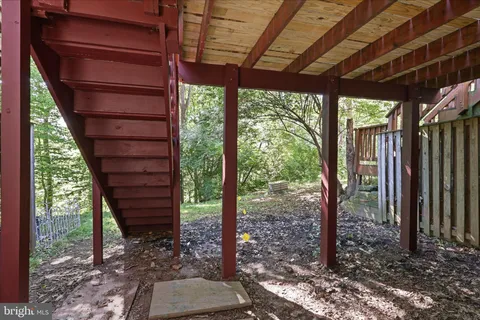 $595,000 | 14143 Compton Valley Way, Centreville, VA 20121