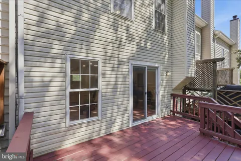 $595,000 | 14143 Compton Valley Way, Centreville, VA 20121