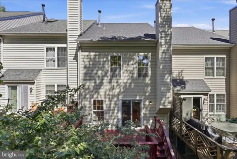 $595,000 | 14143 Compton Valley Way, Centreville, VA 20121