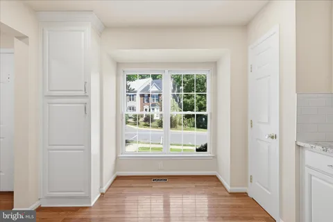 $595,000 | 14143 Compton Valley Way, Centreville, VA 20121