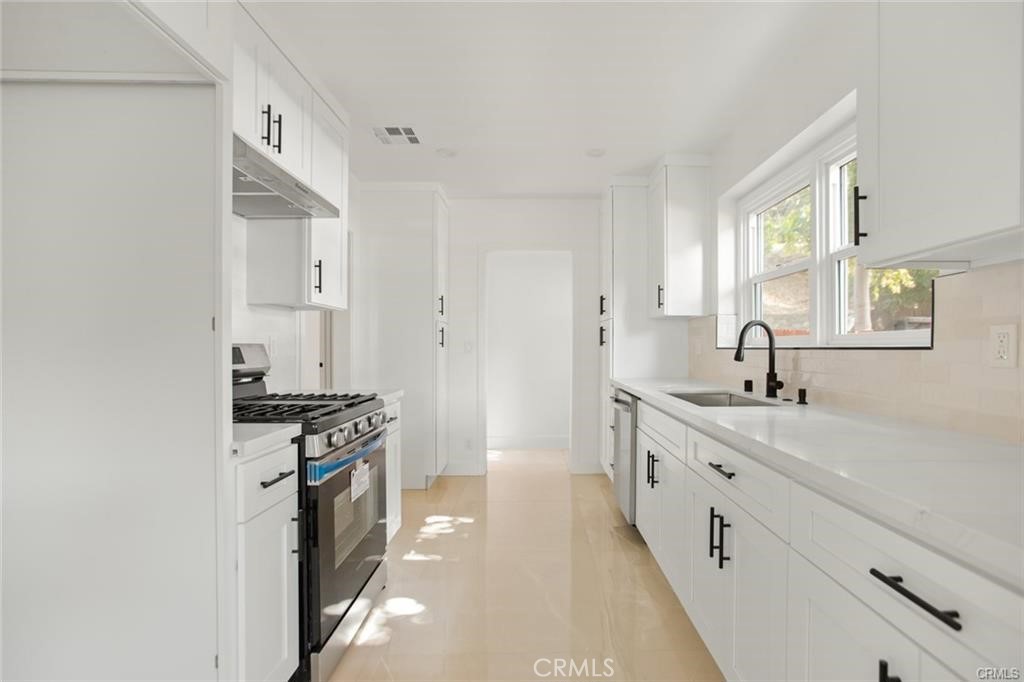 6417 La Riba Way Los Angeles, CA 90042 - Photo 10 of 24