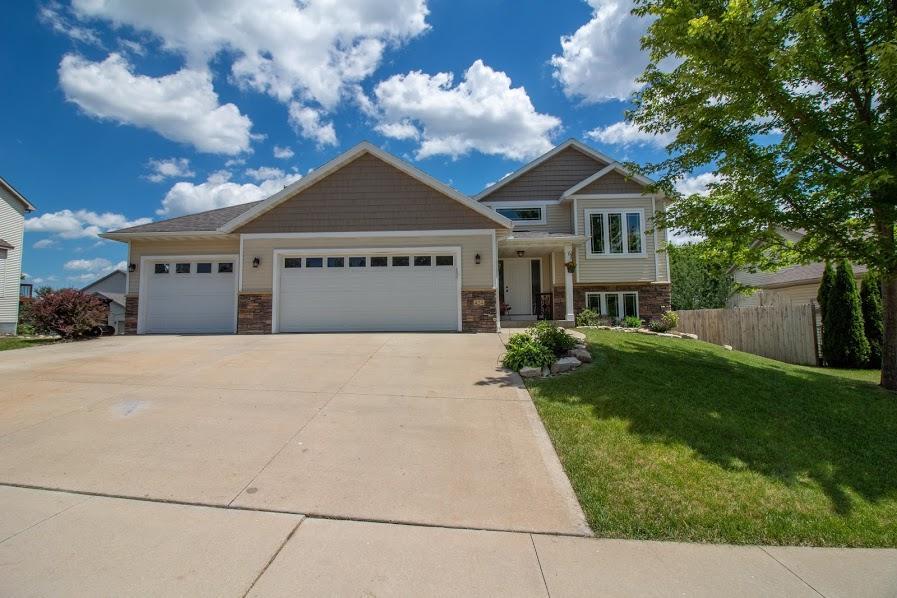 424 Manor Ridge Drive Northwest Rochester, MN 55901 - Photo 1 of 1
