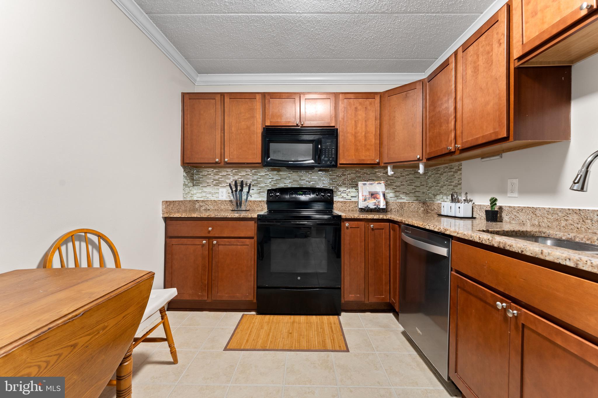 11617 Windbluff Court, Unit 9B Reston, VA 20191 - Photo 20 of 46
