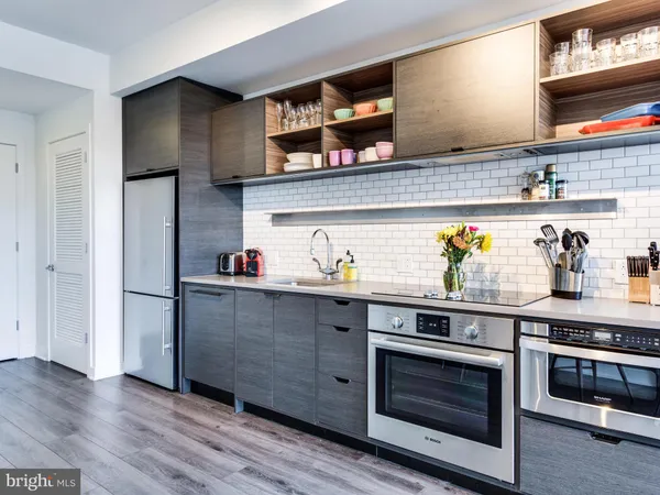 $2,395 | 2030 8th Street Northwest, Unit 503, Washington, DC 20001