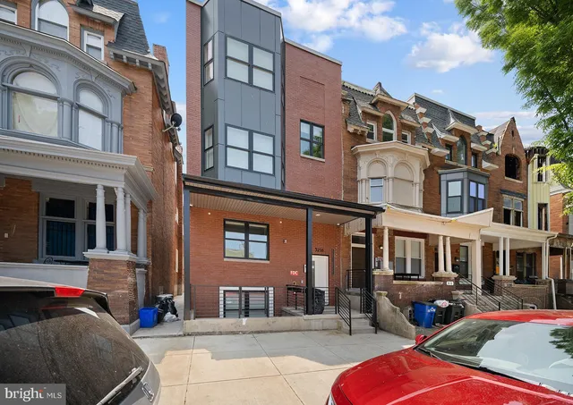 $1,900 | 3216 West Diamond Street, Unit 3, Philadelphia, PA 19121