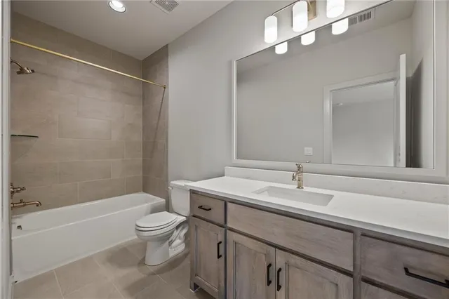 $1,155,796 | 16913 Parkhill Street, Overland Park, KS 66221