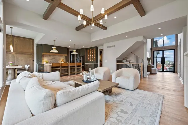 $1,155,796 | 16913 Parkhill Street, Overland Park, KS 66221