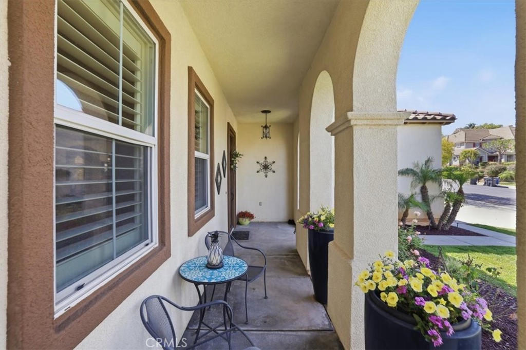16180 Windham Road Riverside, CA 92503 - Photo 5 of 51