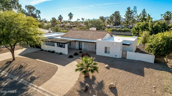$2,200,000 | 4819 East Sunnyside Drive, Scottsdale, AZ 85254