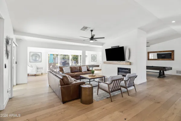 $2,200,000 | 4819 East Sunnyside Drive, Scottsdale, AZ 85254