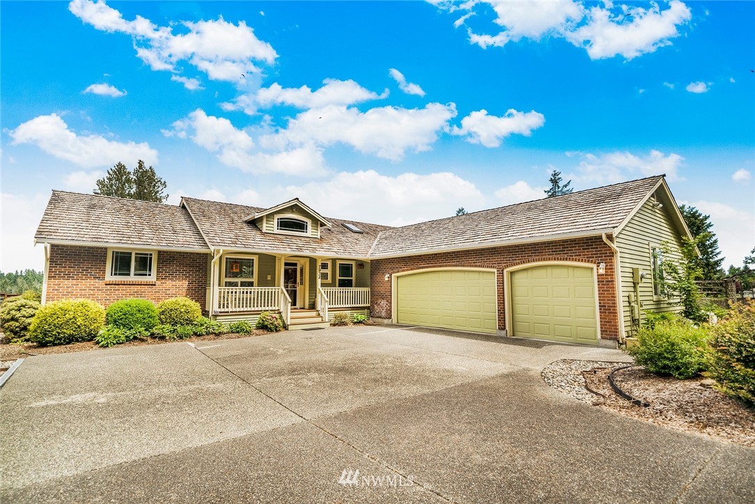 7938 Kelly Beach Road Southeast Olympia, WA 98513 - Photo 2 of 25 Gallery Image 2