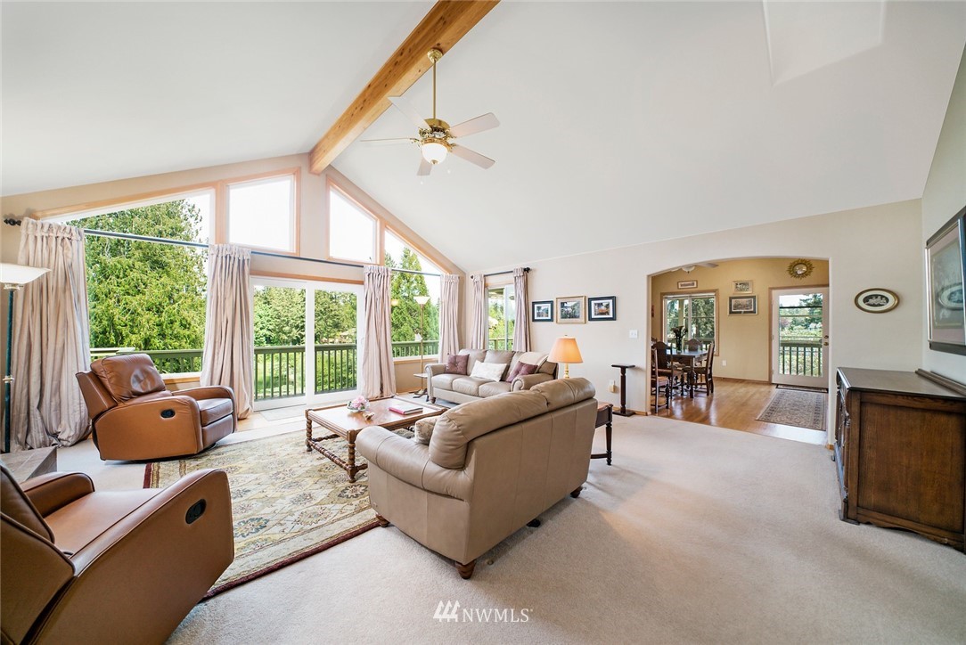 7938 Kelly Beach Road Southeast Olympia, WA 98513 - Photo 10 of 25 Gallery Image 10