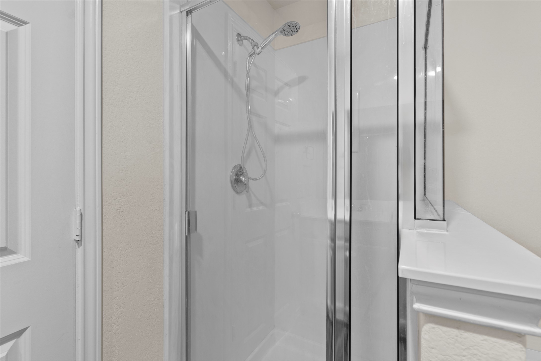 25639 Royal Catchfly Road Katy, TX 77493 - Photo 26 of 48 a bathroom with a glass shower door