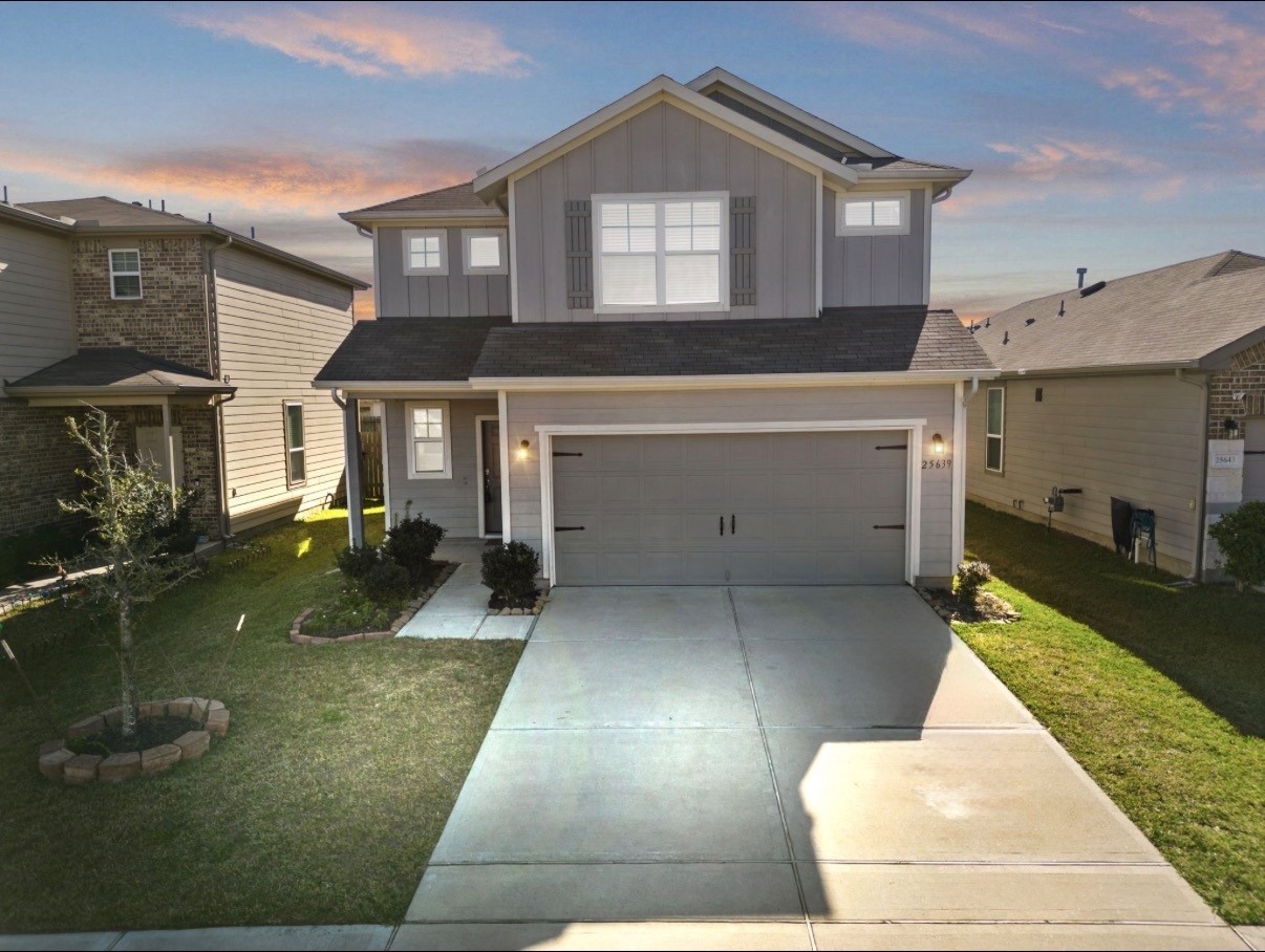 25639 Royal Catchfly Road Katy, TX 77493 - Photo 4 of 48 a view of house and yard with green space