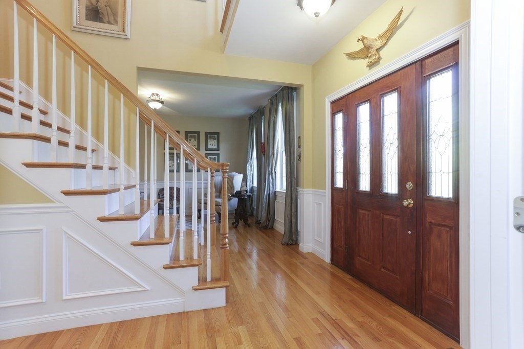 18 Beverly Road Bedford, MA 01730 - Photo 12 of 30 Gallery Image 12
