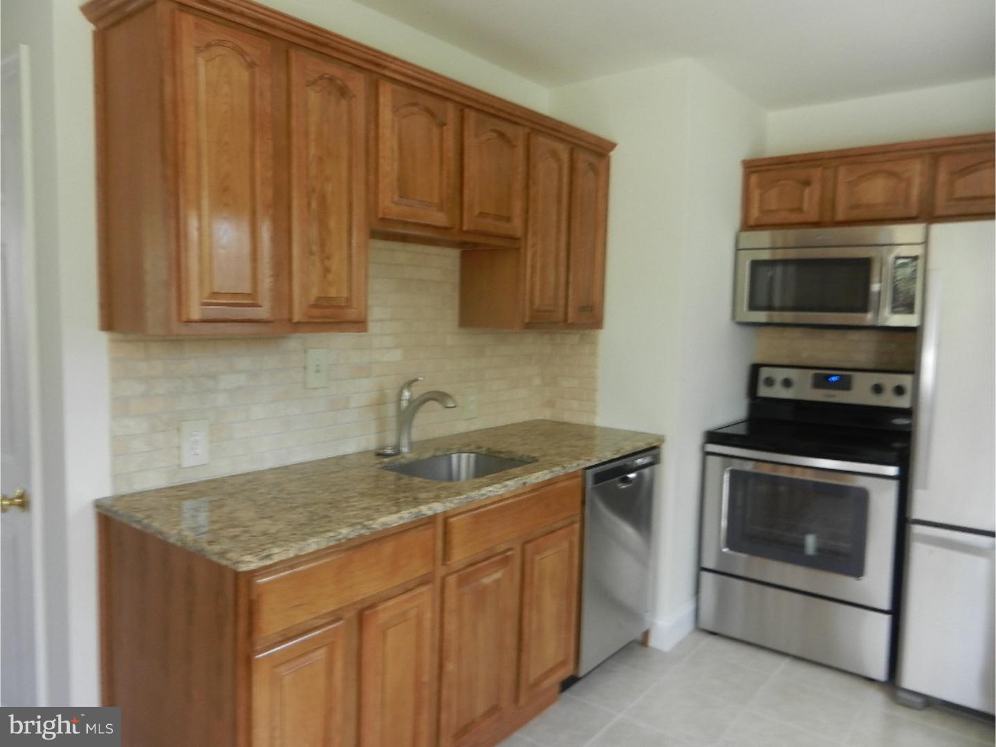 628 Cushmore Road Southampton, PA 18966 - Photo 11 of 12 Kitchen