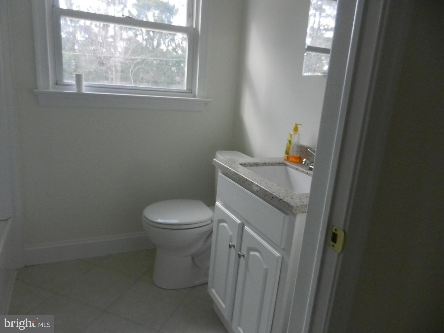 628 Cushmore Road Southampton, PA 18966 - Photo 4 of 12 Bathroom