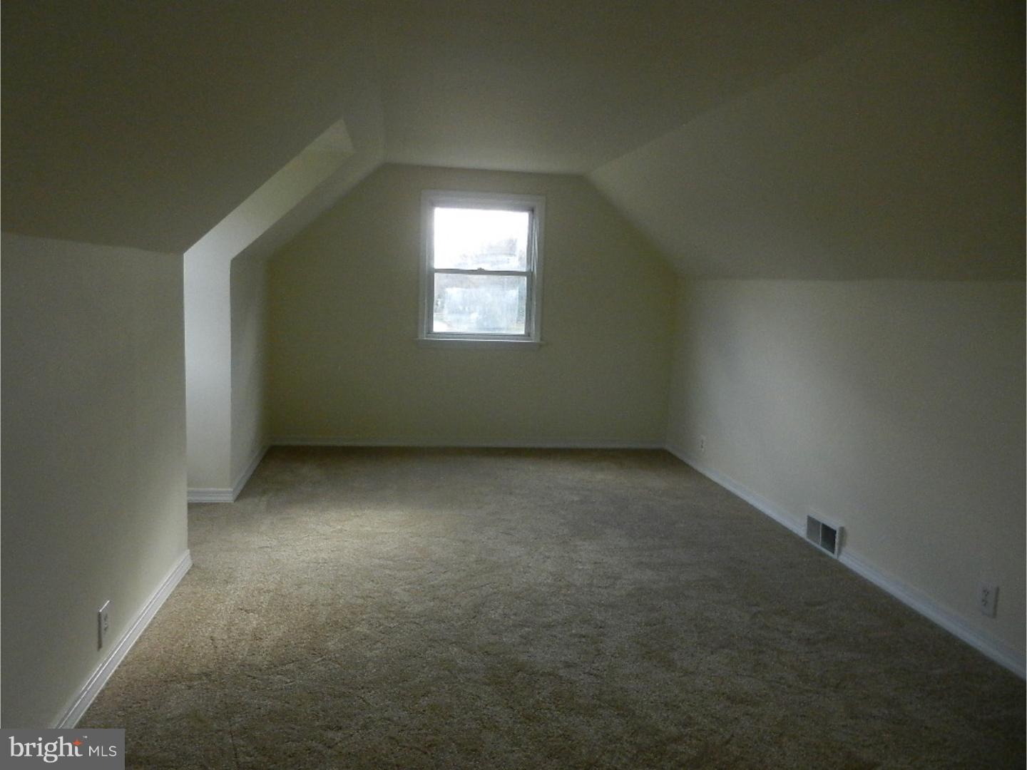 628 Cushmore Road Southampton, PA 18966 - Photo 8 of 12 Bedroom - Main