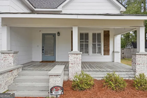 $189,900 | 611 West 3rd Street, Ocilla, GA 31774