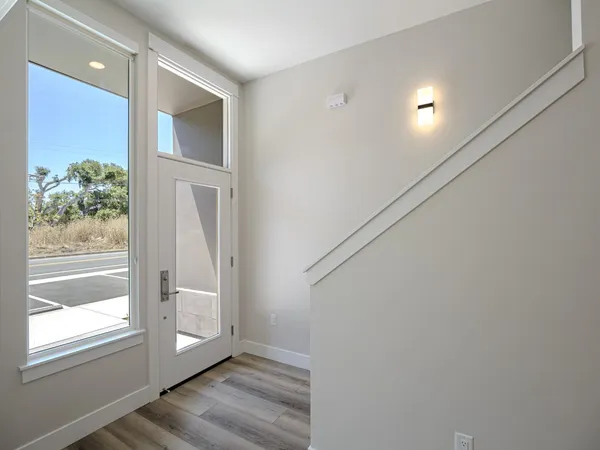 $1,225,000 | 101 Aptos Vlg Way, Unit 1, Aptos, CA 95003