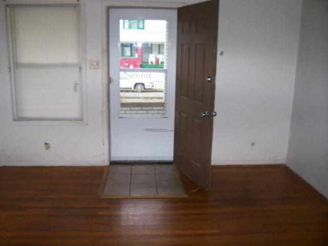 3011 Ruckle Street Indianapolis, IN 46205 - Photo 3 of 5 Gallery Image 3