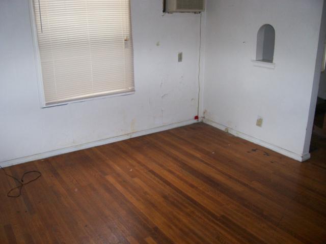 3011 Ruckle Street Indianapolis, IN 46205 - Photo 4 of 5 Gallery Image 4