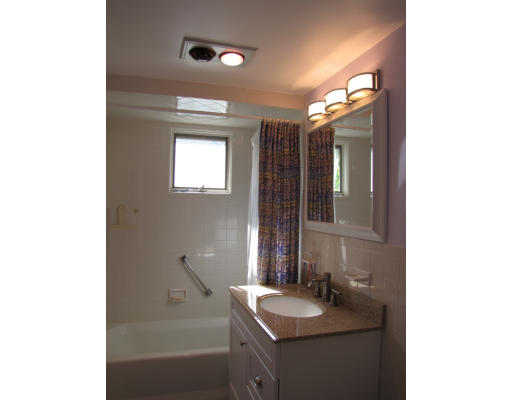 8 Sunnybank Road, Unit 8 Watertown, MA 02472 - Photo 13 of 17 Gallery Image 13
