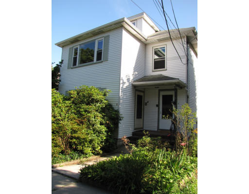 8 Sunnybank Road, Unit 8 Watertown, MA 02472 - Photo 14 of 17 Gallery Image 14