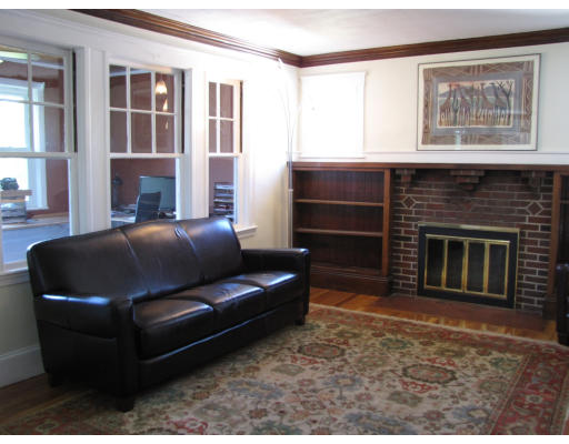 8 Sunnybank Road, Unit 8 Watertown, MA 02472 - Photo 2 of 17 Gallery Image 2