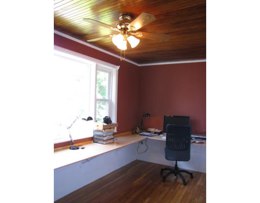 8 Sunnybank Road, Unit 8 Watertown, MA 02472 - Photo 3 of 17 Gallery Image 3