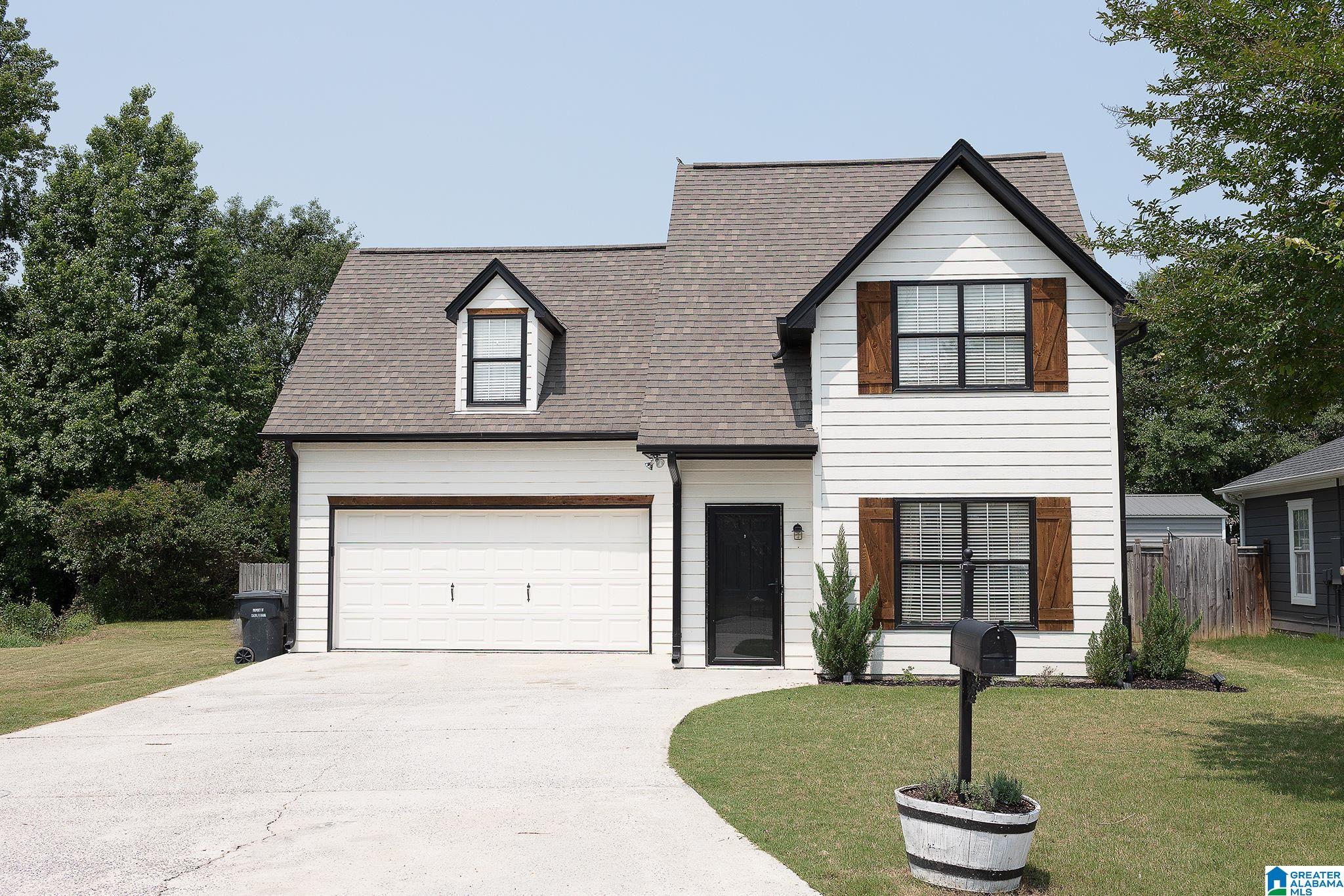 1004 Meriweather Court Calera, AL 35040 - Photo 1 of 31