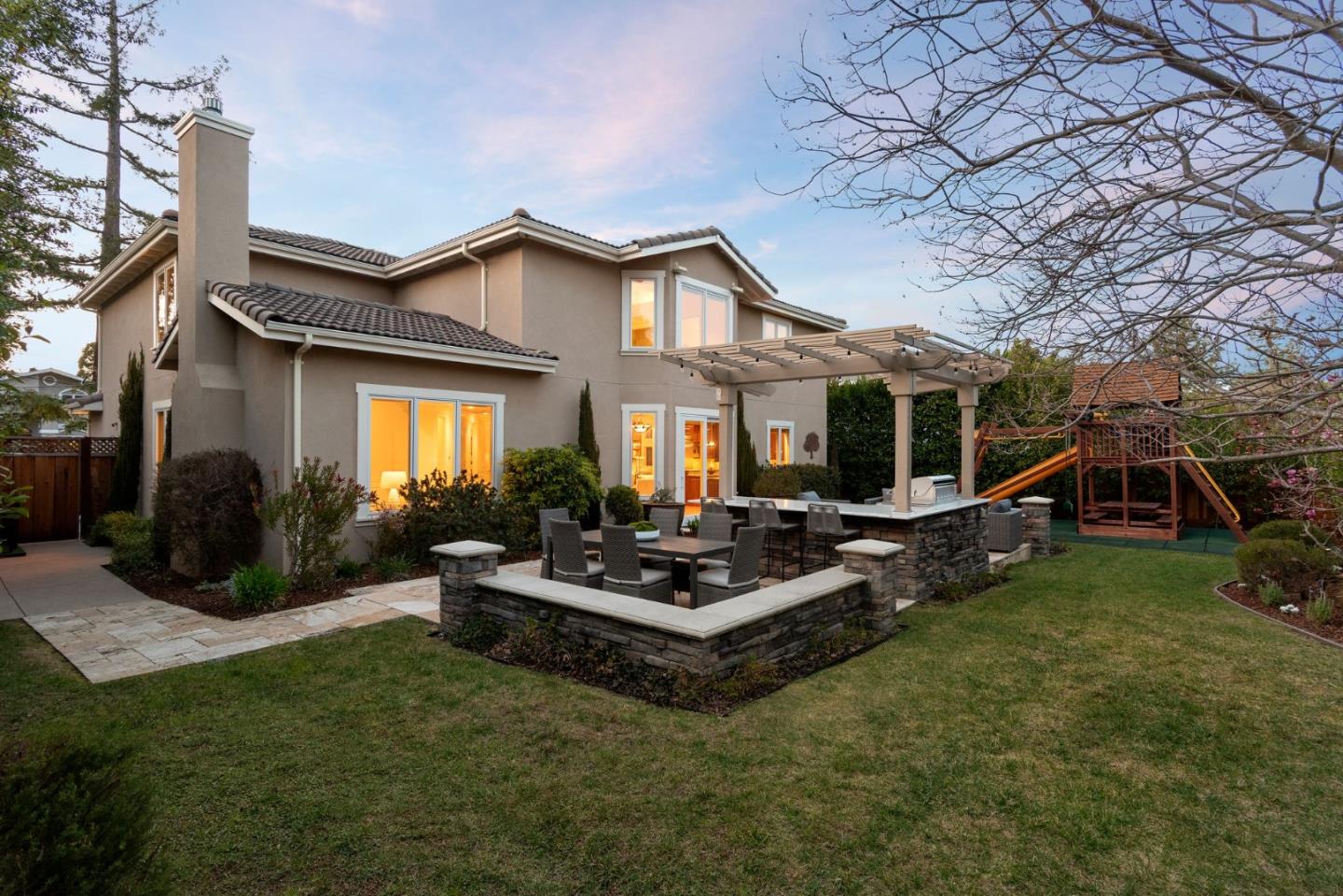 2181 Cedar Avenue Menlo Park, CA 94025 - Photo 12 of 16 a view of a house with backyard porch and sitting area