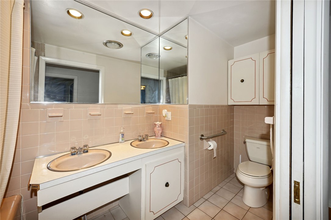 117 Heritage Drive Warwick, RI 02818 - Photo 29 of 31