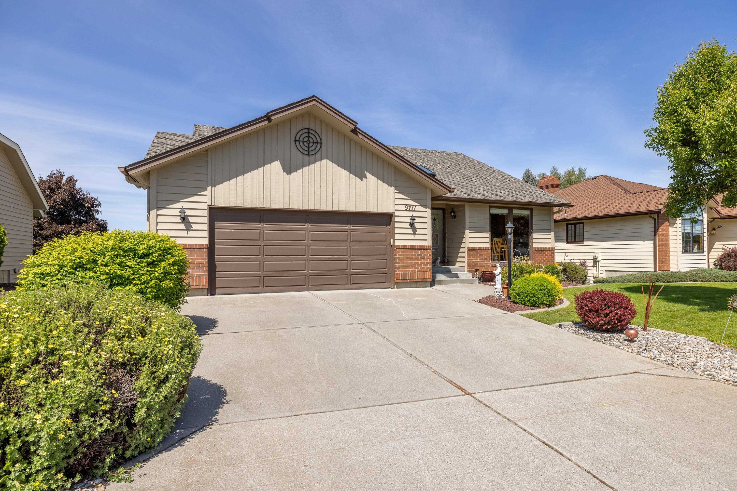 9711 North Ridgecrest Drive Spokane, WA 99208 - Photo 2 of 44