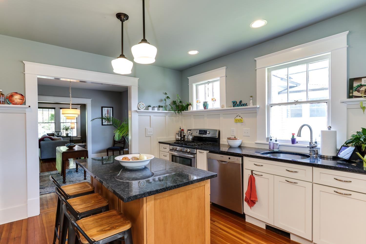 211 Grand Avenue Raleigh, NC 27606 - Photo 10 of 29 Photo 10