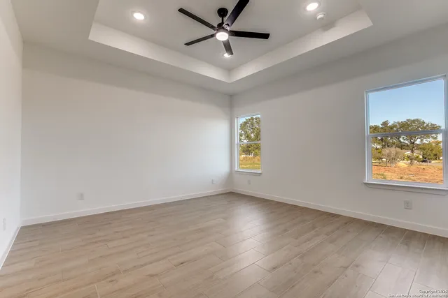 $385,000 | 16724 Llano Estacado Drive, Atascosa, TX 78002