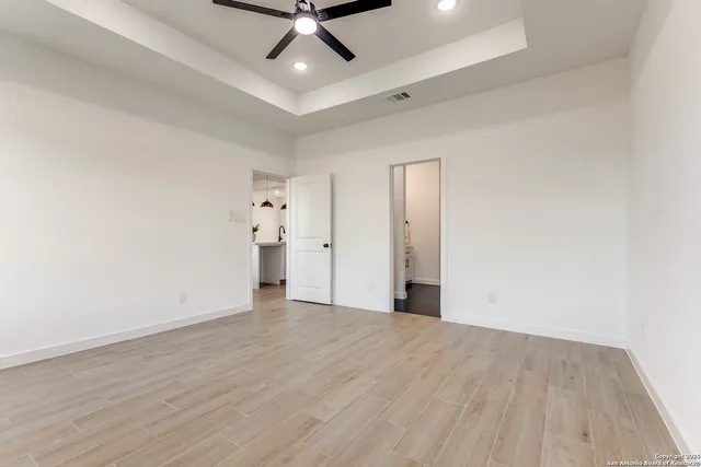 $385,000 | 16724 Llano Estacado Drive, Atascosa, TX 78002