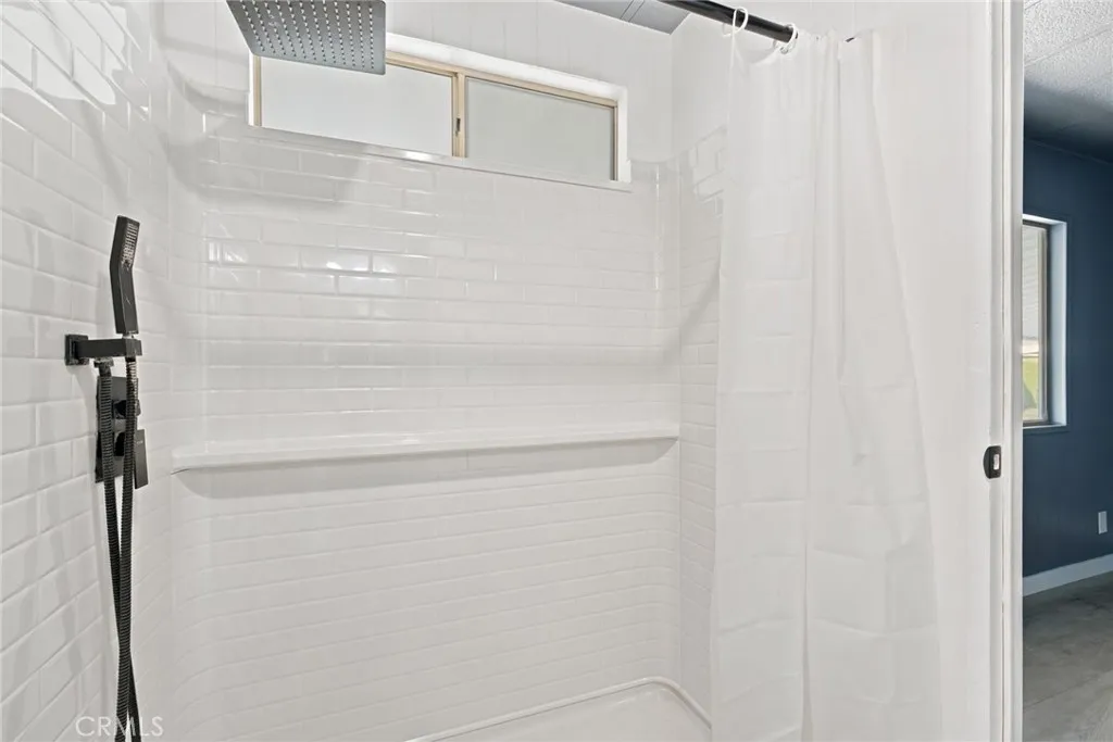 4000 Pierce Street, Unit 239 Riverside, CA 92505 - Photo 27 of 36 central bath