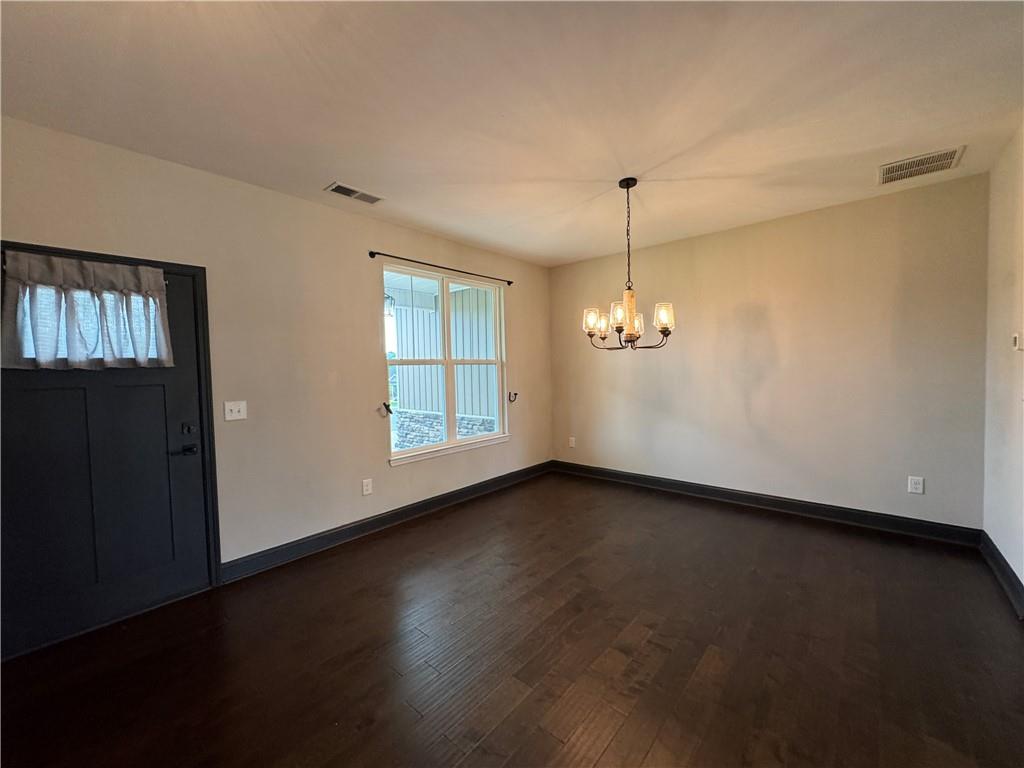 127 Alex Court Calhoun, GA 30701 - Photo 14 of 33