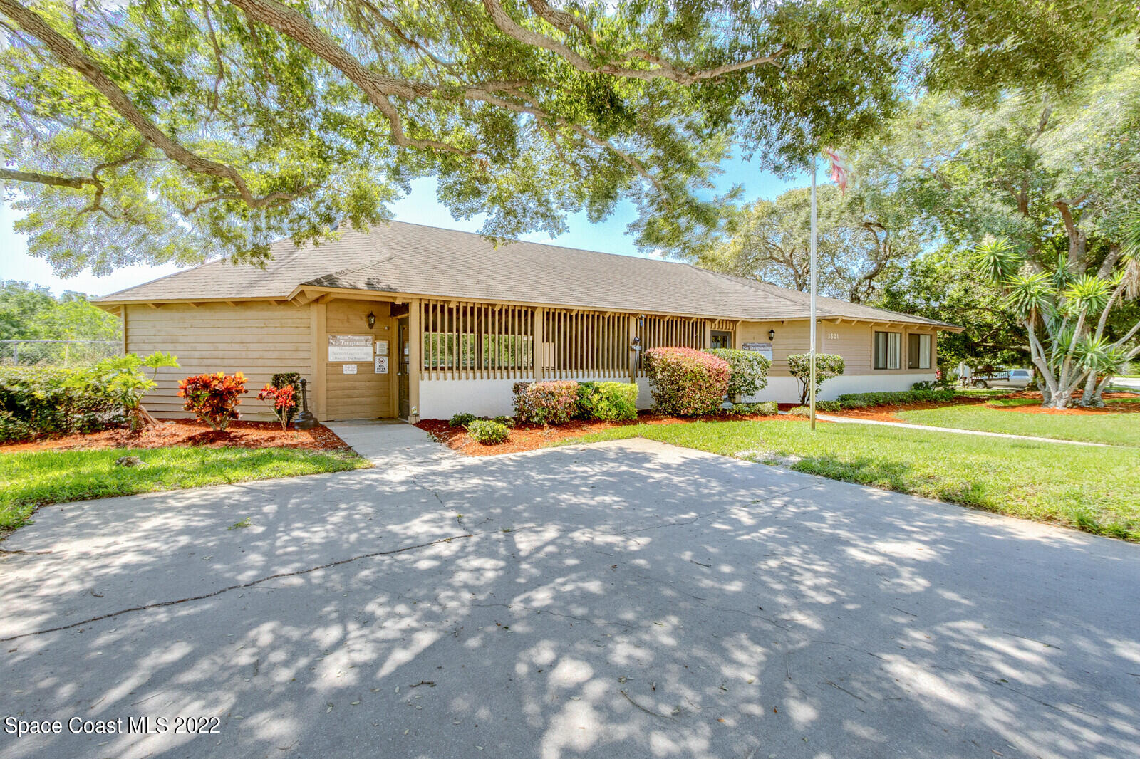 1784 Quail Trail Melbourne, FL 32935 - Photo 37 of 40 a view of outdoor space yard and porch