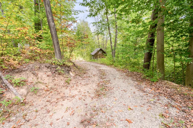 $87,000 | 132 Shores Drive, Leroy, MI 49655