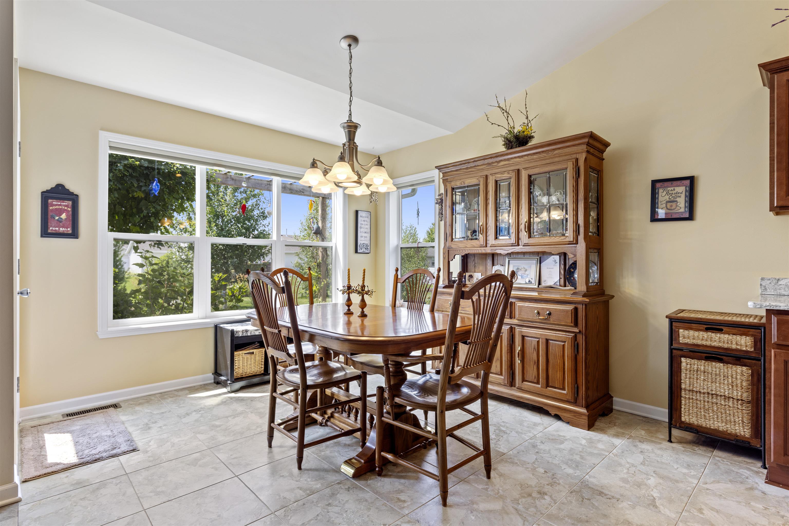 1937 Sawyer Road Belvidere, IL 61008 - Photo 8 of 27 Gallery Image 8