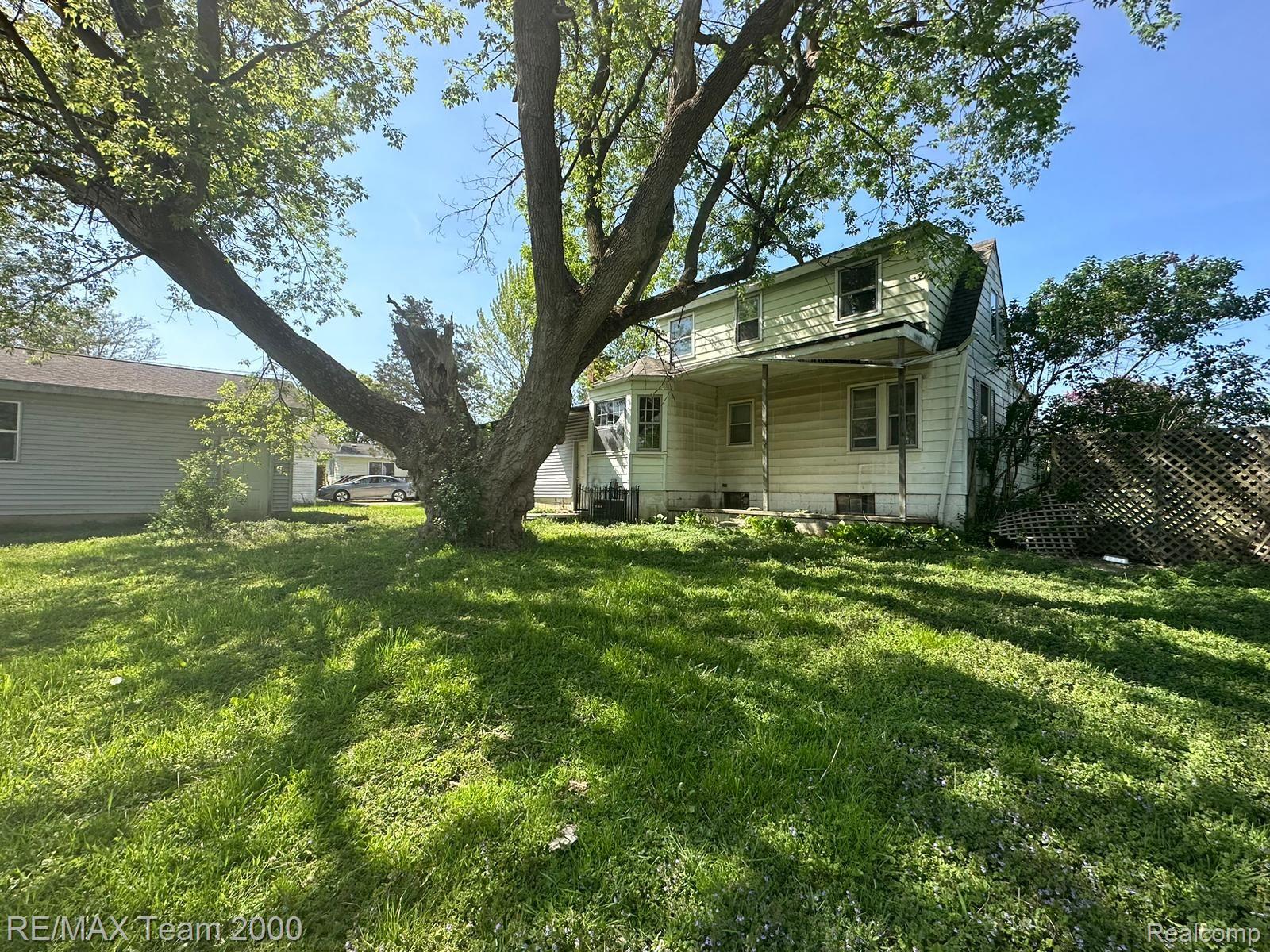 44205 Ecorse Road Belleville, MI 48111 - Photo 5 of 35 Gallery Image 5
