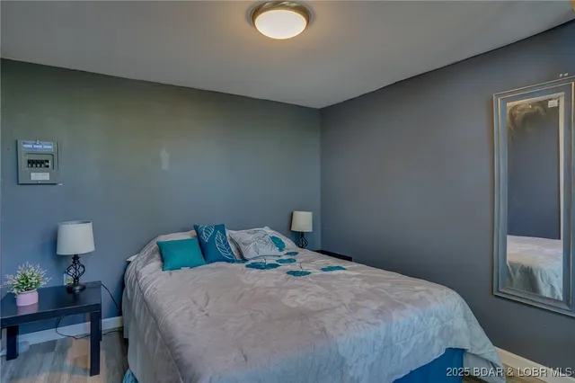 $466,000 | 30906 Carr Lane, Rocky Mount, MO 65072