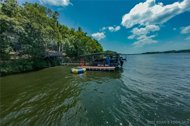 $466,000 | 30906 Carr Lane, Rocky Mount, MO 65072