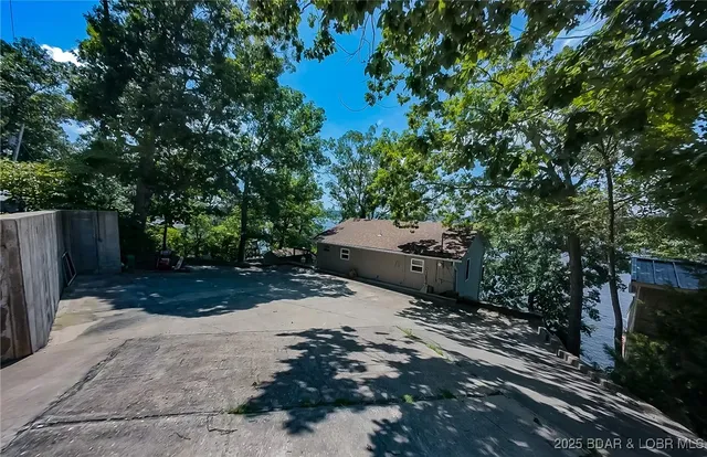 $466,000 | 30906 Carr Lane, Rocky Mount, MO 65072