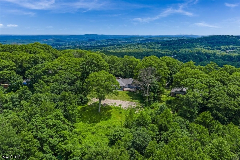 8 Sheeprock Road Kinnelon, NJ 07405 - Photo 40 of 47