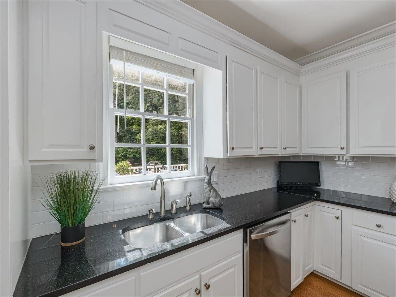 204 Lochview Drive Cary, NC 27518 - Photo 20 of 78 Photo 20