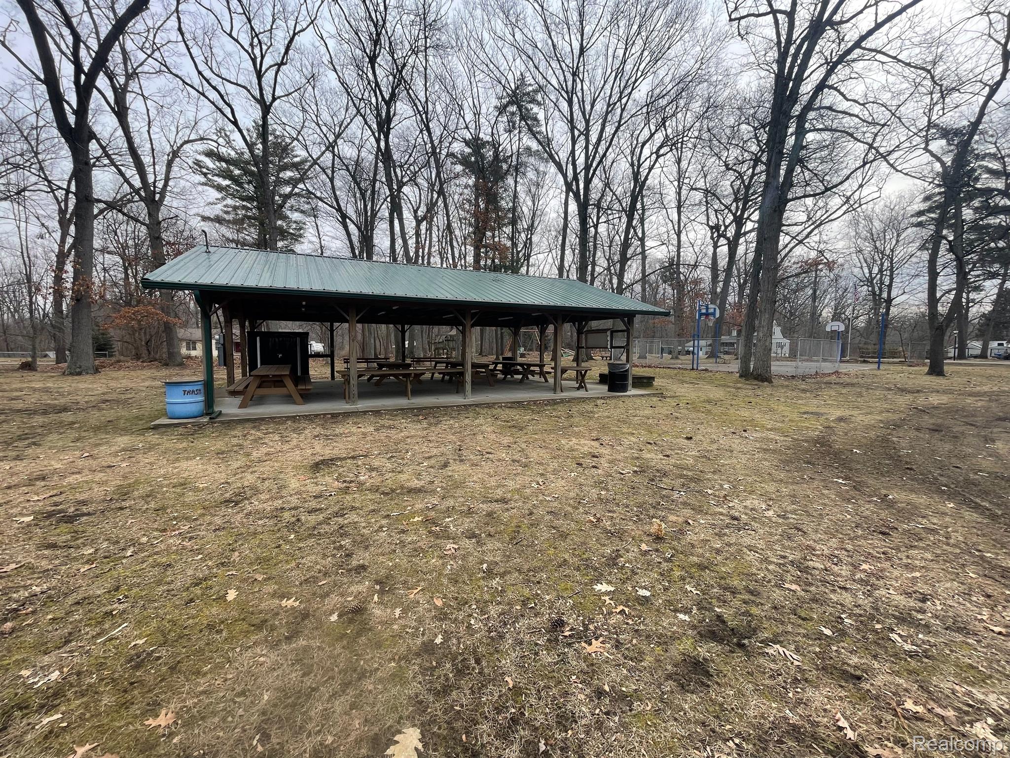 2205 West Fork Road Lapeer, MI 48446 - Photo 49 of 58