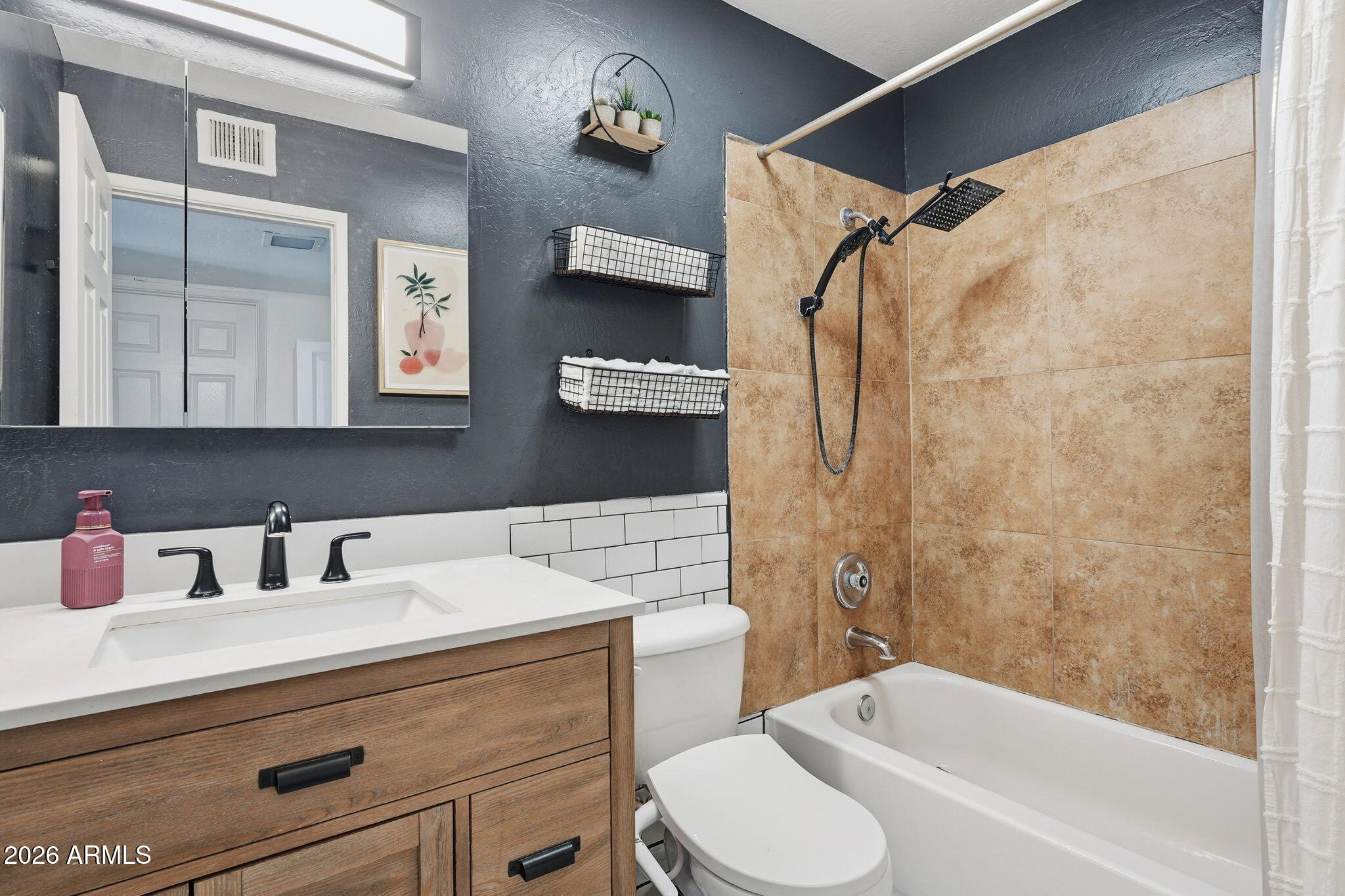 4142 North 11th Street, Unit 8 Phoenix, AZ 85014 - Photo 21 of 23 022_ListerPros